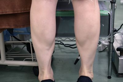 つま先立ち
